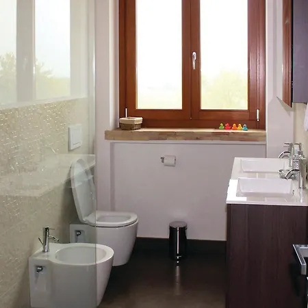 Five-bedroom Holiday In Montemarciano * Casa Albonetti